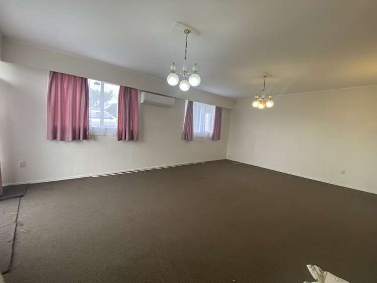 53 West Coast Road Glen Eden_9