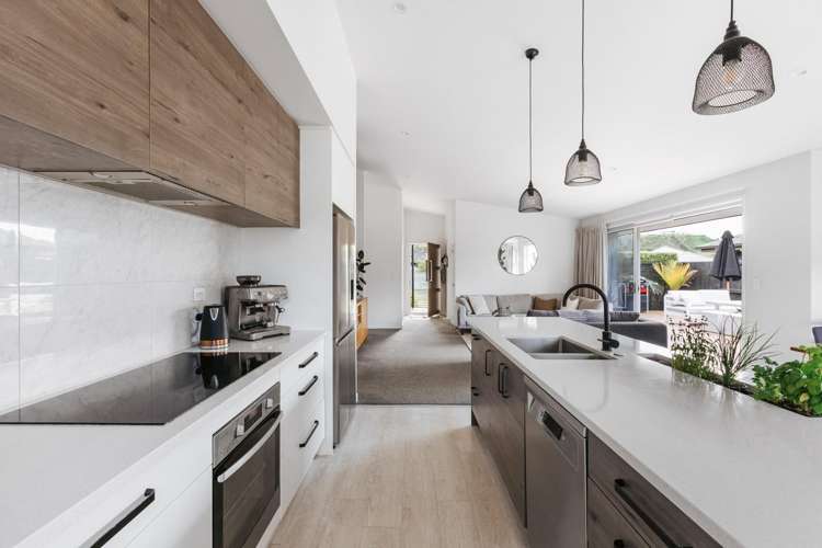 1 Nikorima Mews Pyes Pa_15