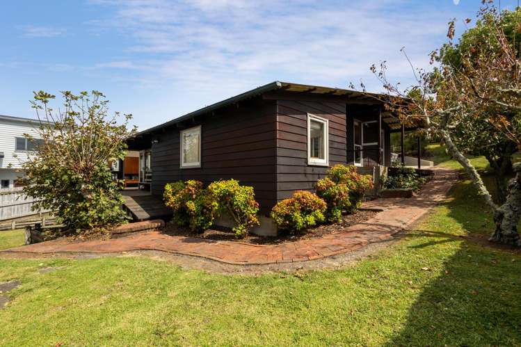 26 Martin Crescent Northcote_33