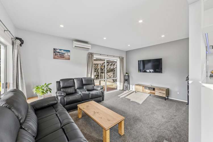 63 Solomon Avenue Redwood_5