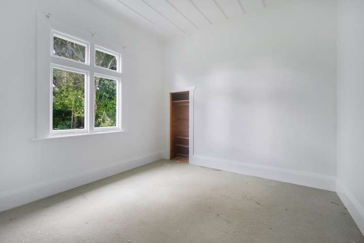 227 Tukapa Street Westown_8