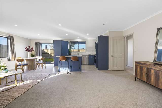 13 Bishopsworth Way Huntington_4