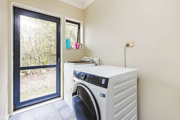 35 Parkhaven Drive Rosehill_16