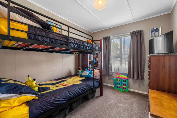 15 Fenruss Street Fairy Springs_6