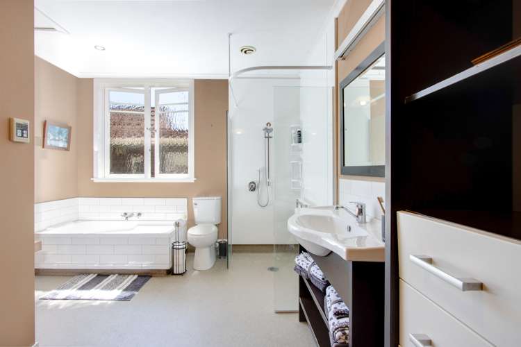 300 Grays Road Saint Leonards_9