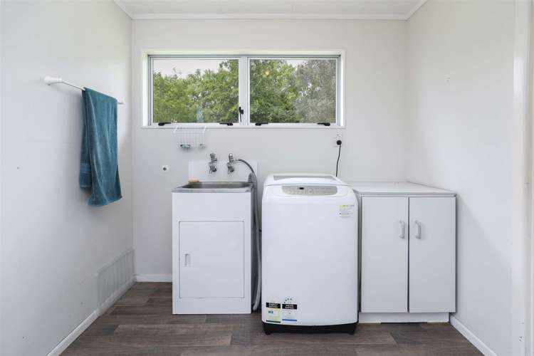 530 No 1 Road Springdale_12