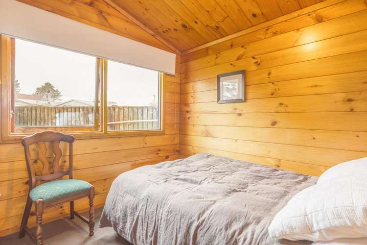 95 Dunns Avenue The Pines Beach_13