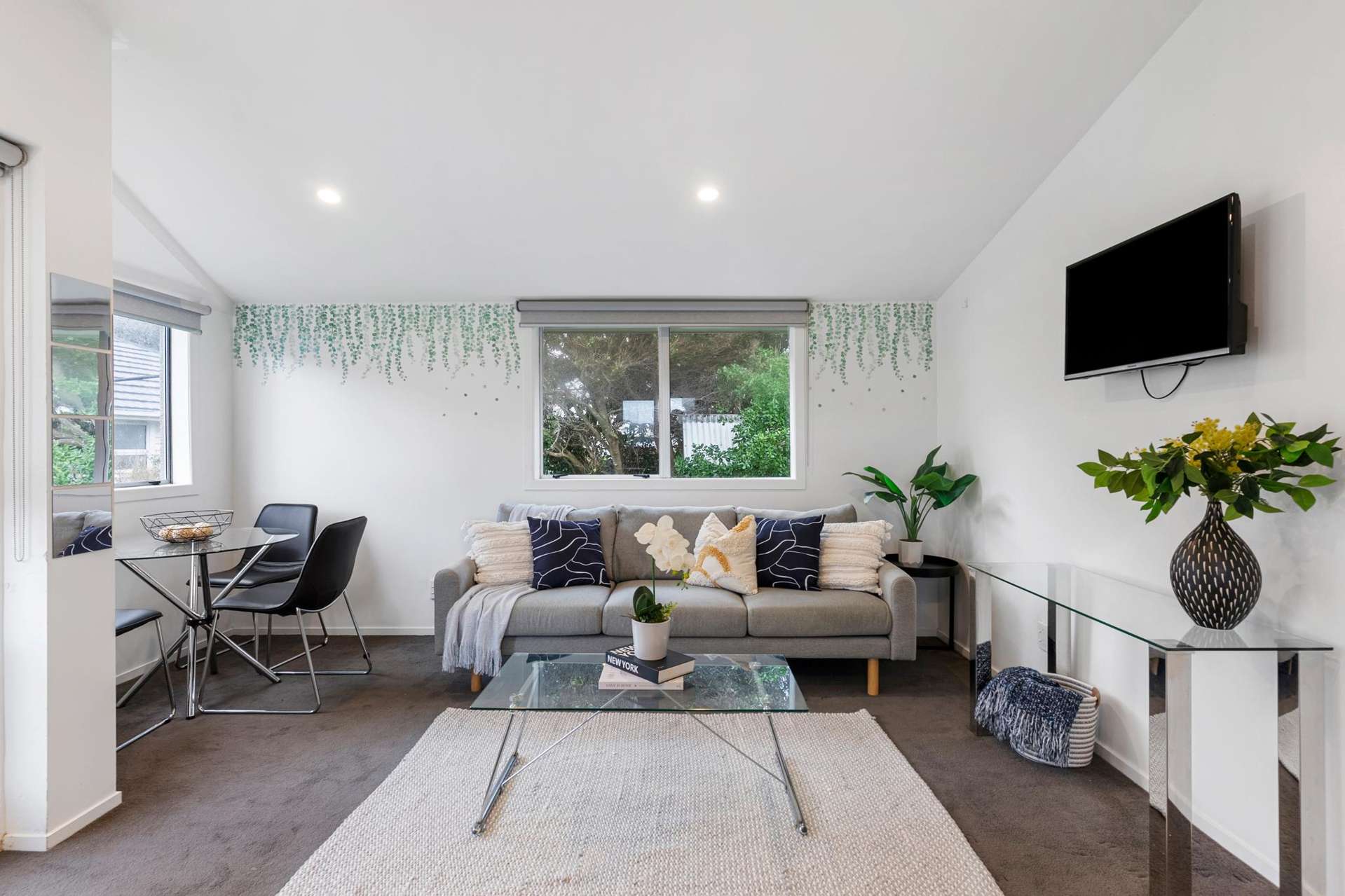 20/125 Queens Drive Lyall Bay_0