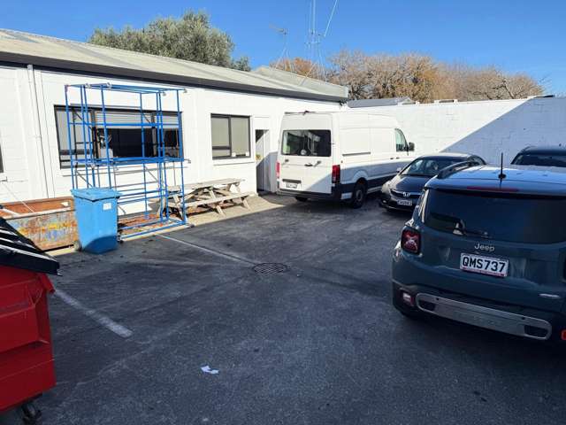 25 Vialou Street Hamilton Central_2