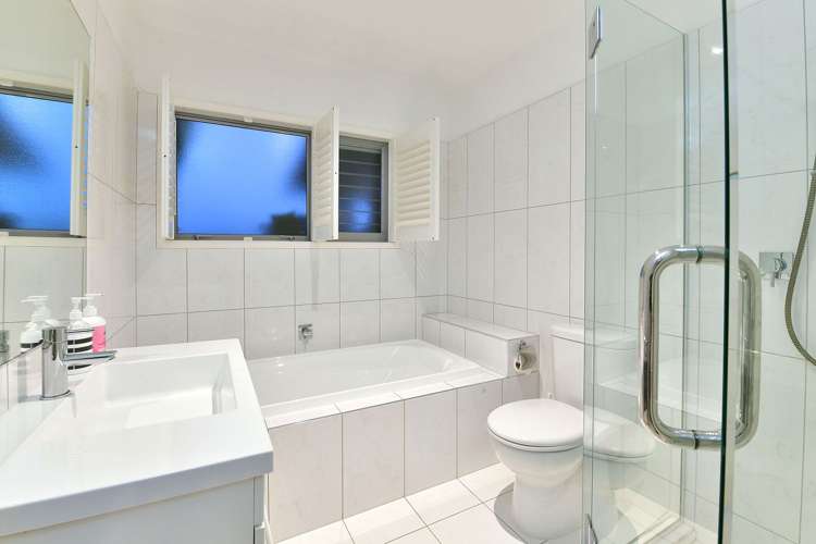 2 Andre Rise Stanmore Bay_22