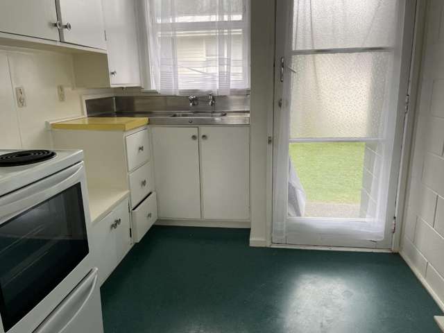 2/136-138 Waddington Drive 1315_2