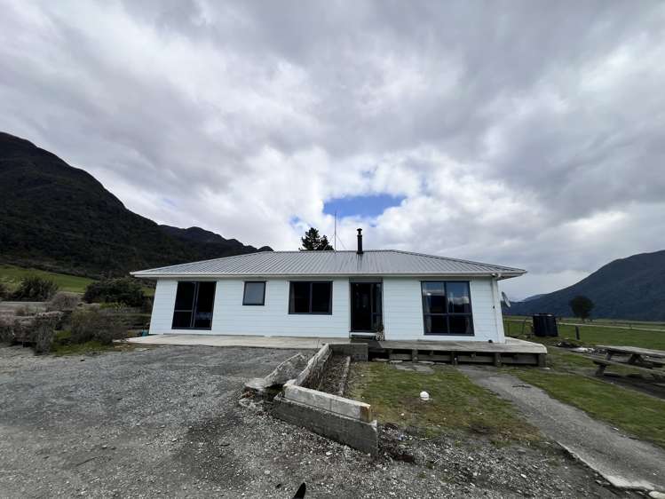 1566 Lake Brunner Road Inchbonnie_5