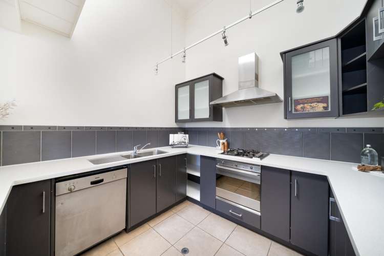 3/69 Dudley Street Hutt Central_4