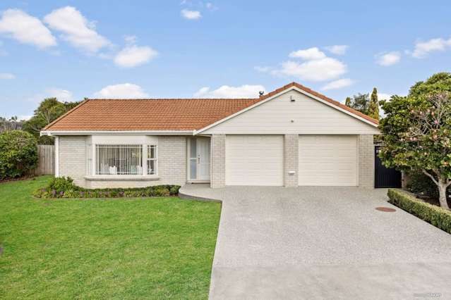 Modern Family Gem - 728m2 – Point View School Zone