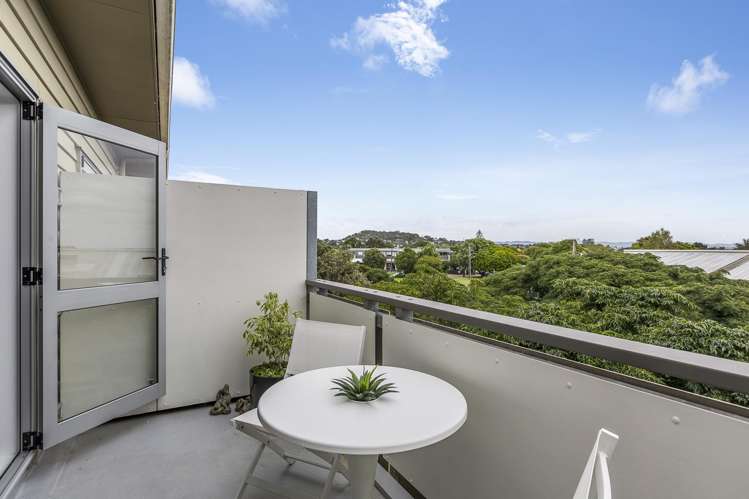 312/26 Morningside Drive Morningside_14