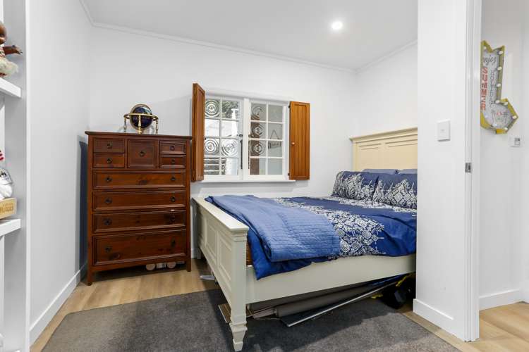 279 Huia Road Titirangi_12