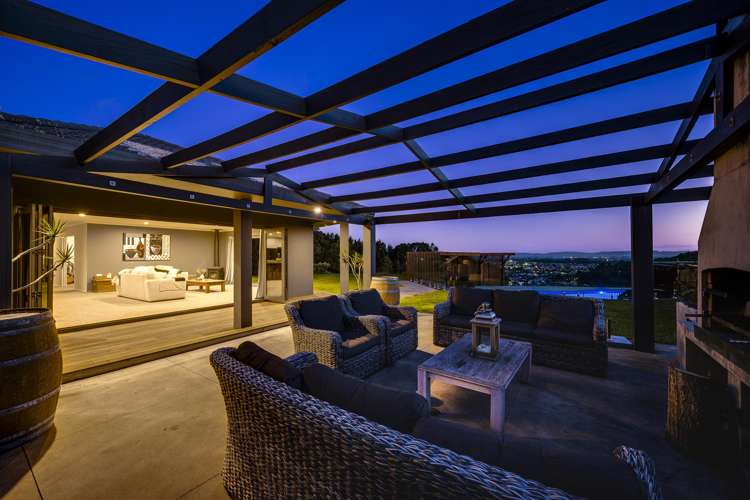 91 Tironui Drive Taradale_10