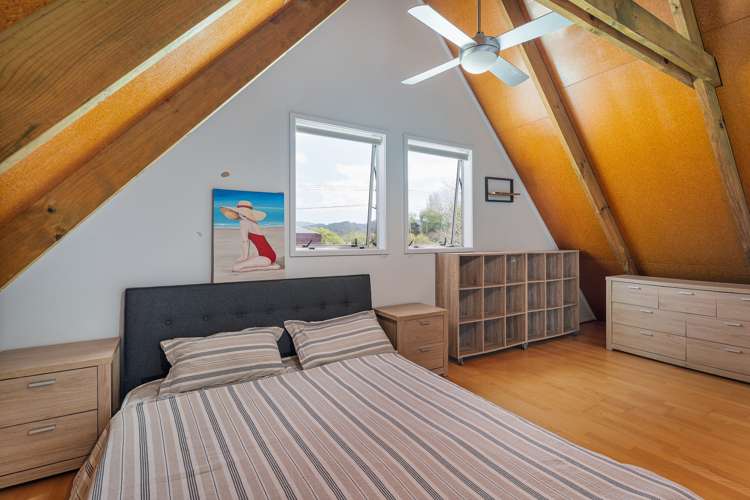 210 South Highway West Whitianga_16