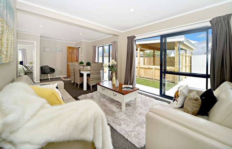 80b Swaffield Road Papatoetoe_1