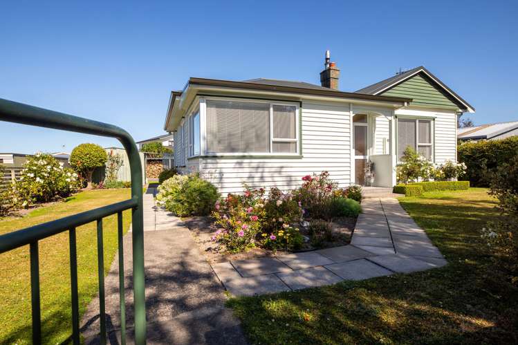 32 Harborough Street Watlington_34