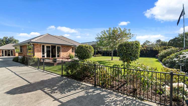 14 Hussey Road Harewood_24