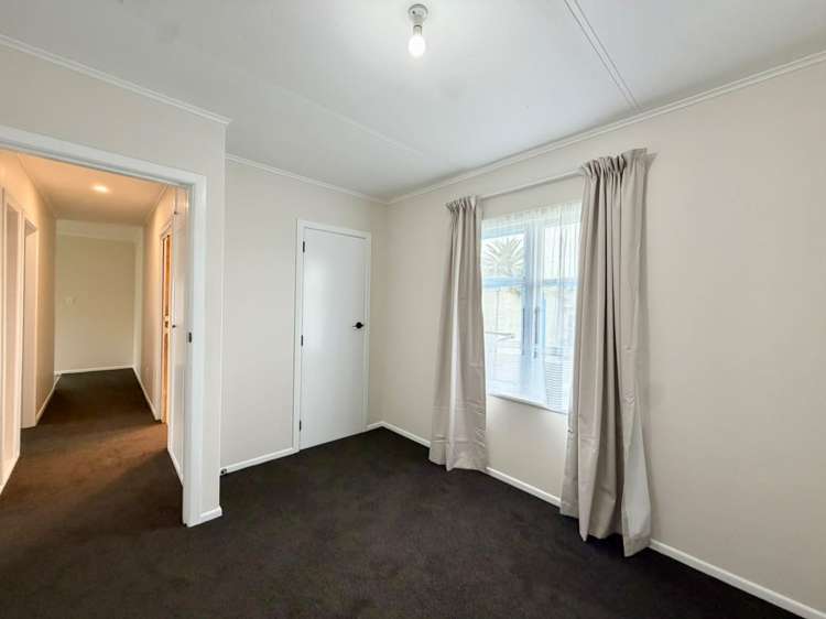 60a Mould Street Waitara_9