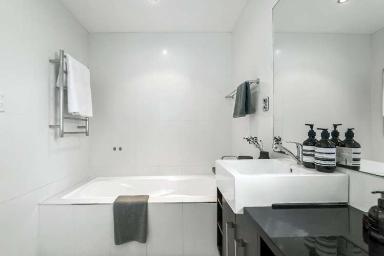 1/27 Speedy Crescent Hillcrest_12