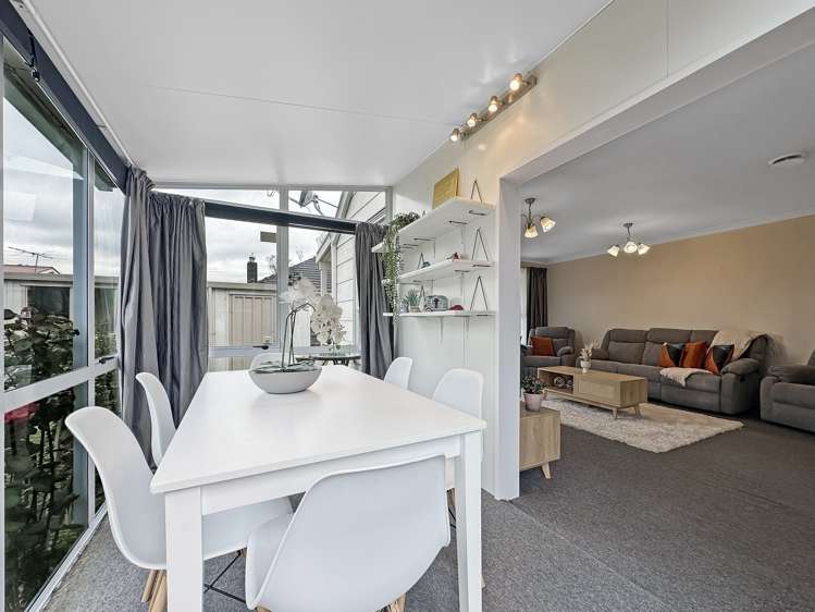 2/58 Miro Street Trentham_6