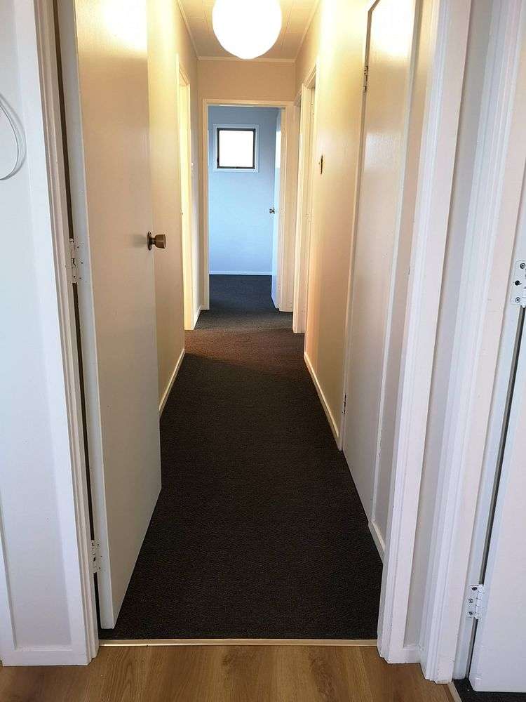 8 Aquarius Avenue Glen Eden_9