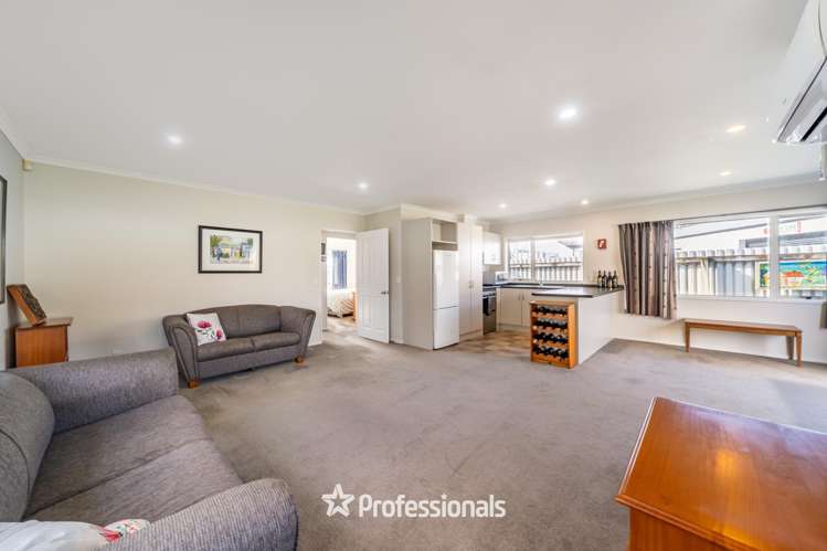 17 Woodland Mews Wainuiomata_10