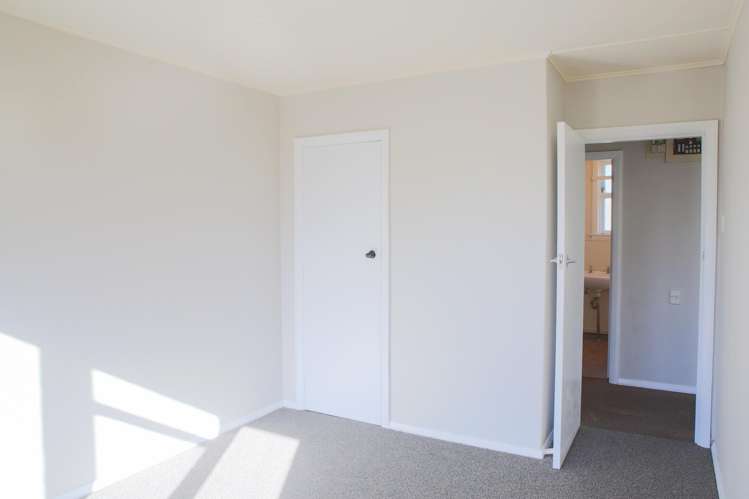 65 Lithgow Street Glengarry_14