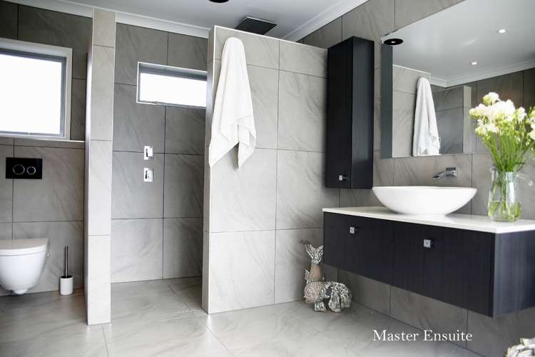 12 Portofino Point Karaka_16