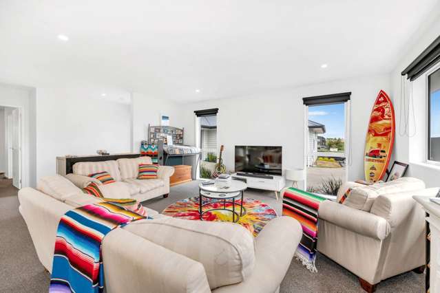 8 Seventh View Avenue Beachlands_3