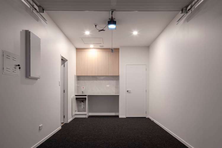 9 Puhikawa Street Massey_11