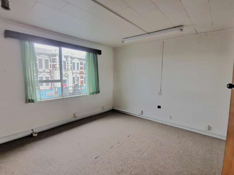 17 Sewell Street Hokitika_22