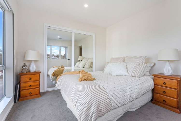 8 Karakia Lane Hillsborough_12