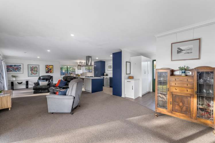 69 Inkerman Street Renwick_12