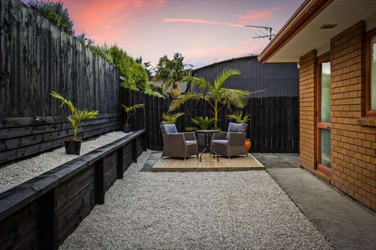 88 Triangle Road Massey_15