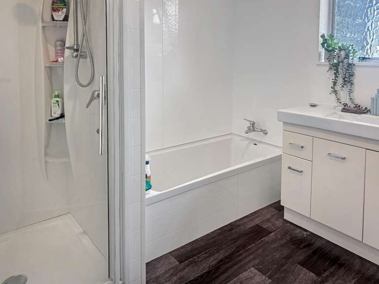 30 Pirinoa Street 10643_14