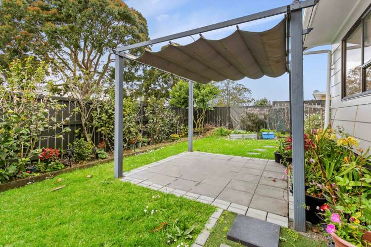 1/2 Burundi Avenue Clendon Park_9