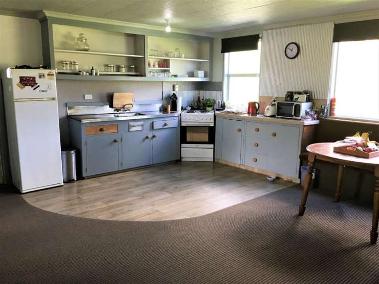 42 Romahapa Road Balclutha_8