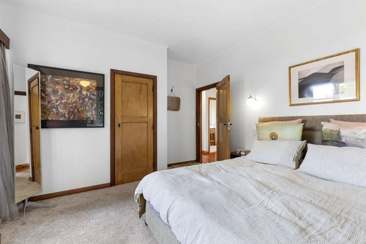 85 Savage Crescent West End_14