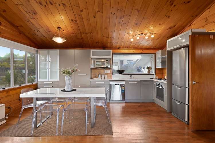 2 Dunraven Place Torbay_5