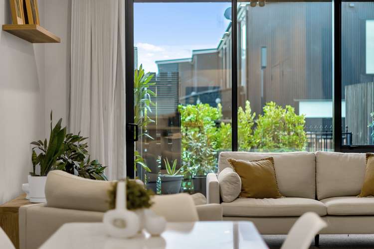 24 Hobsonville Point Road Hobsonville_2