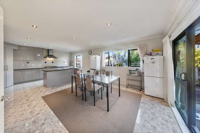 16 Mandival Avenue Flat Bush_3