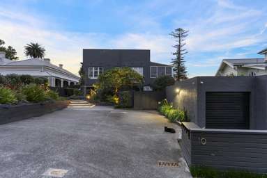 2/10 St Georges Bay Road_2