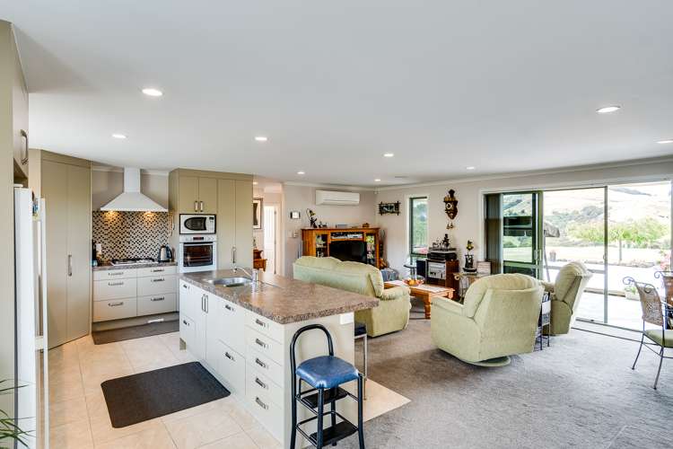 313 Glengarry Road Hastings Country_6