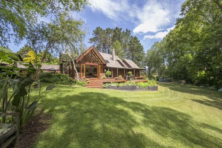 1073 Peak Road Helensville_23