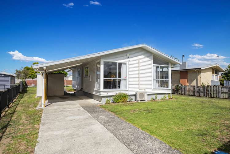 18 Meadow Park Crescent Tikipunga_13