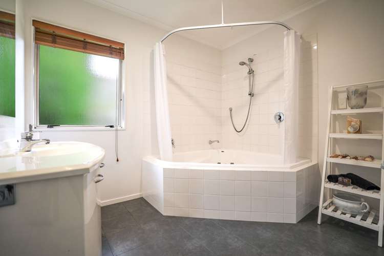 31 Stanley Drive Lynmore_16